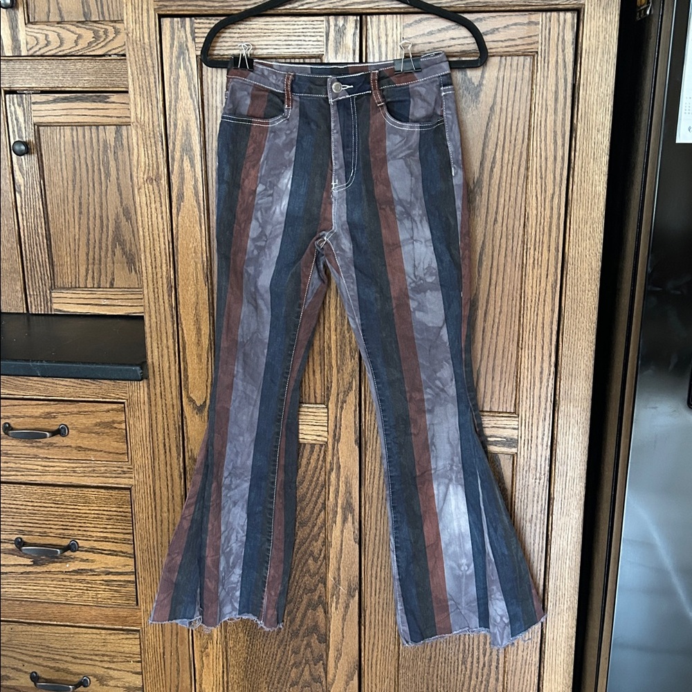 Saints & Heart High rise flare bell bottom jeans Striped‎ Tie Dyed